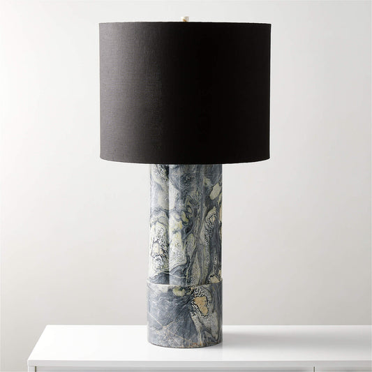 Lampe de table en marbre Calacatta avec abat-jour noir