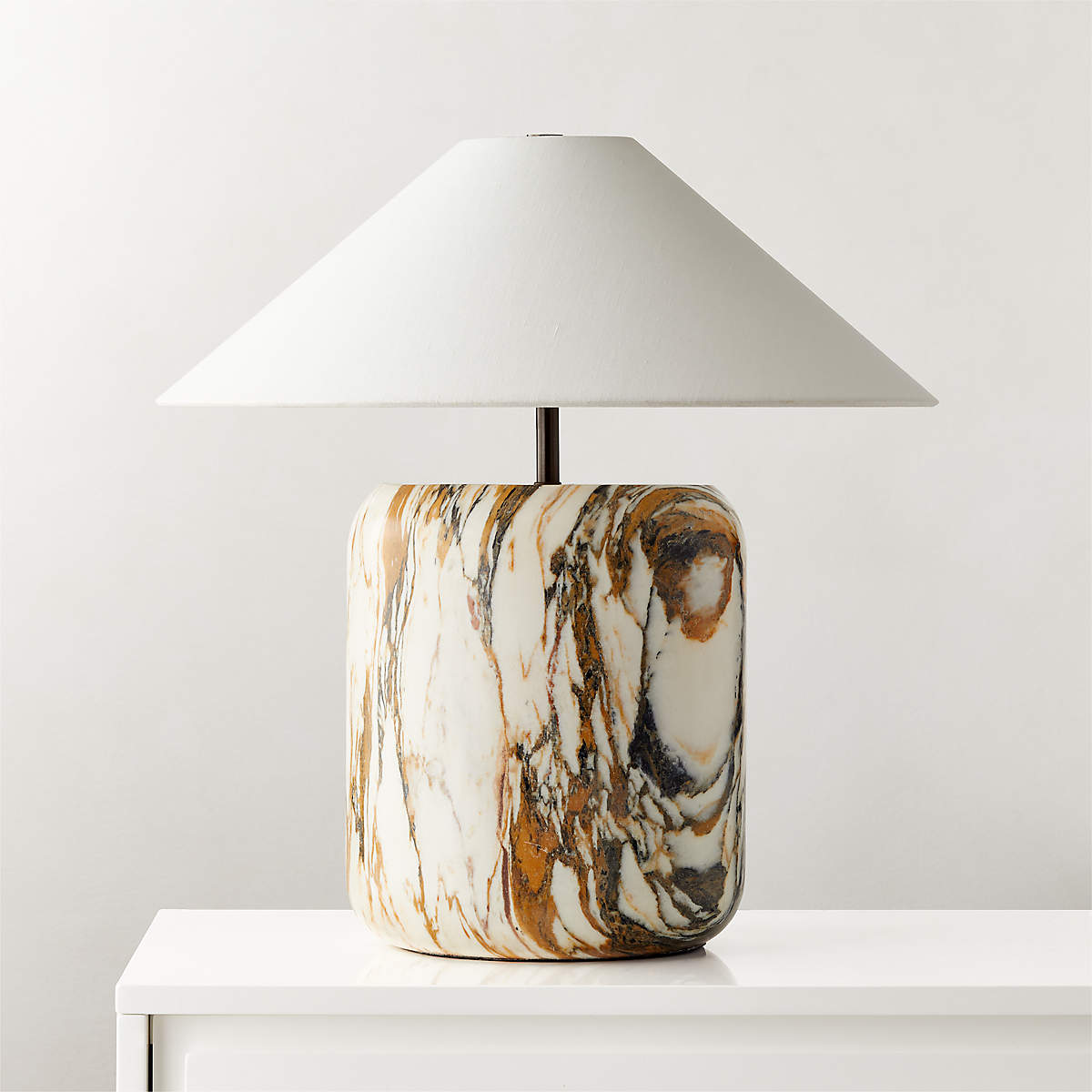Lampe de table en marbre travertin avec abat-jour en tissu